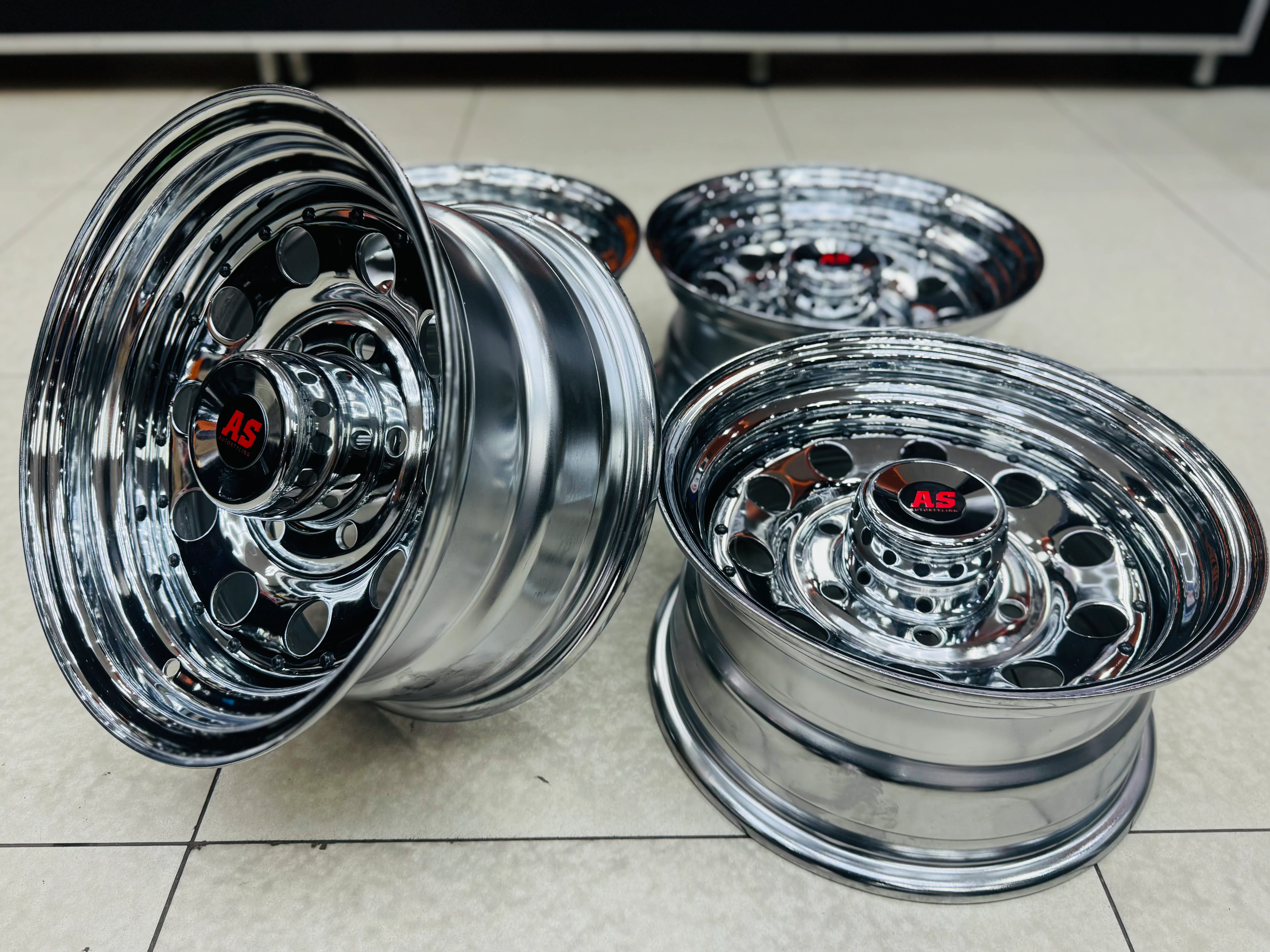 Thumb 4