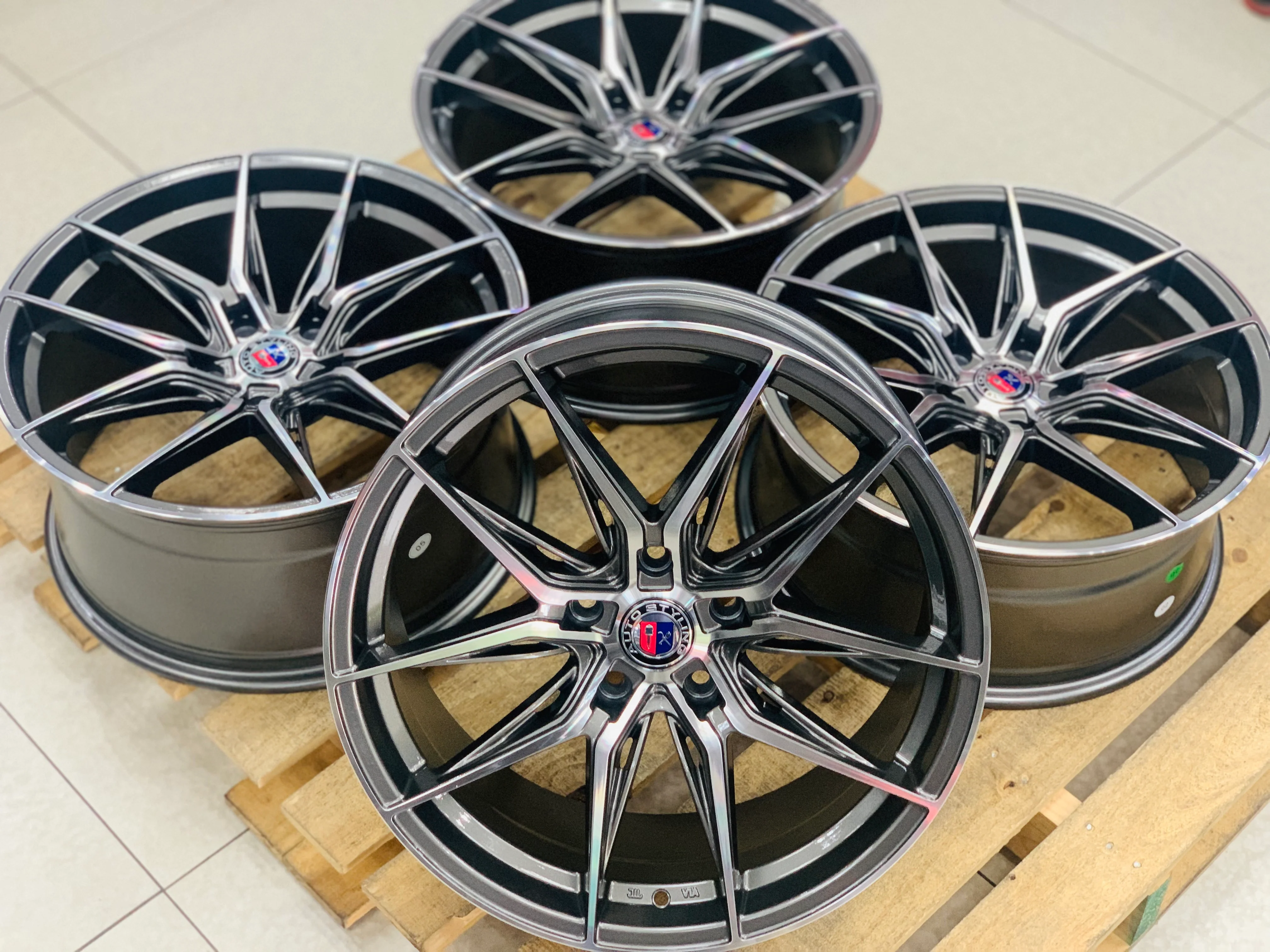 Product image 1